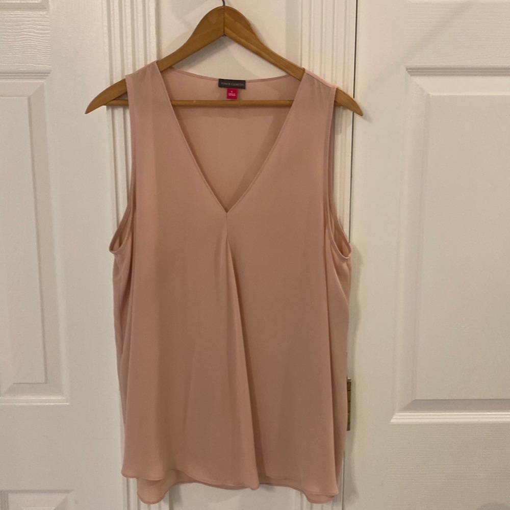 Vince Camaro Blush blouse, v neck, soft drape, 100%polyester